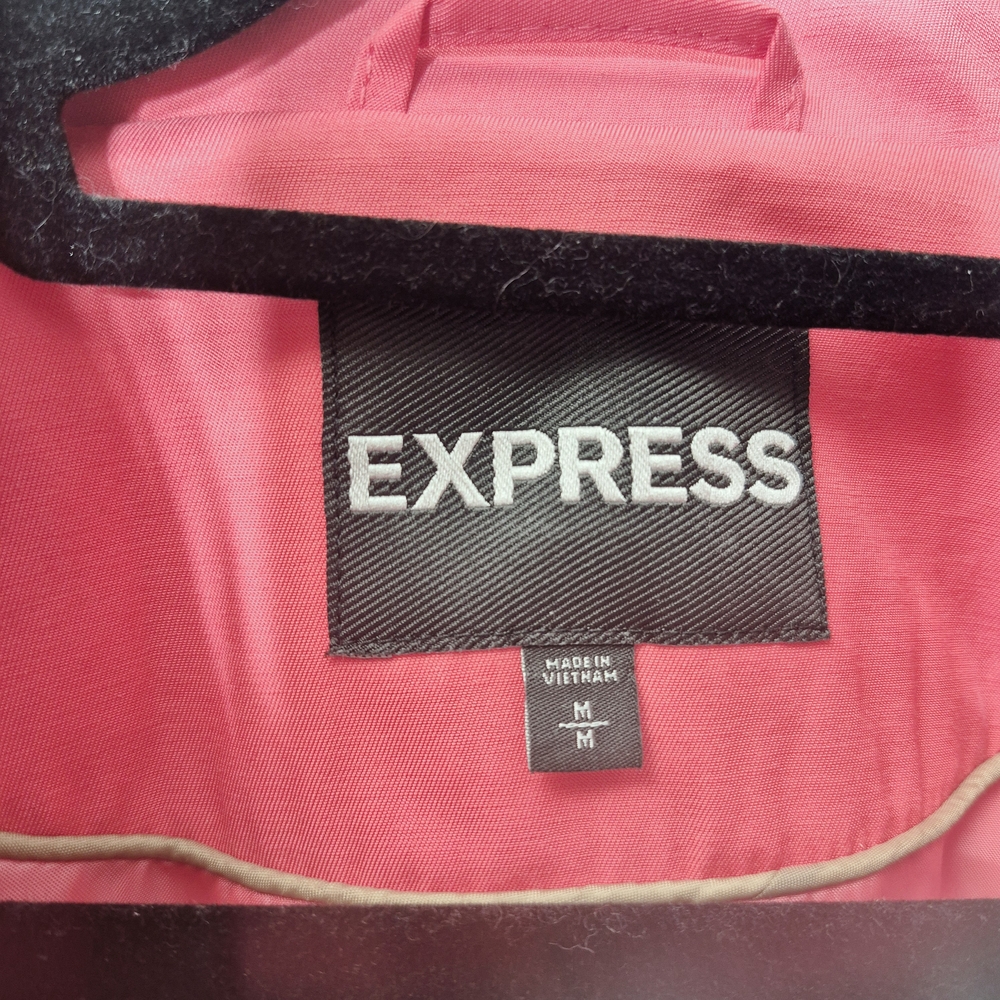 Express Women's Coral Ruffled Lepel Trench Coat Size Med - Picture 3 of 12